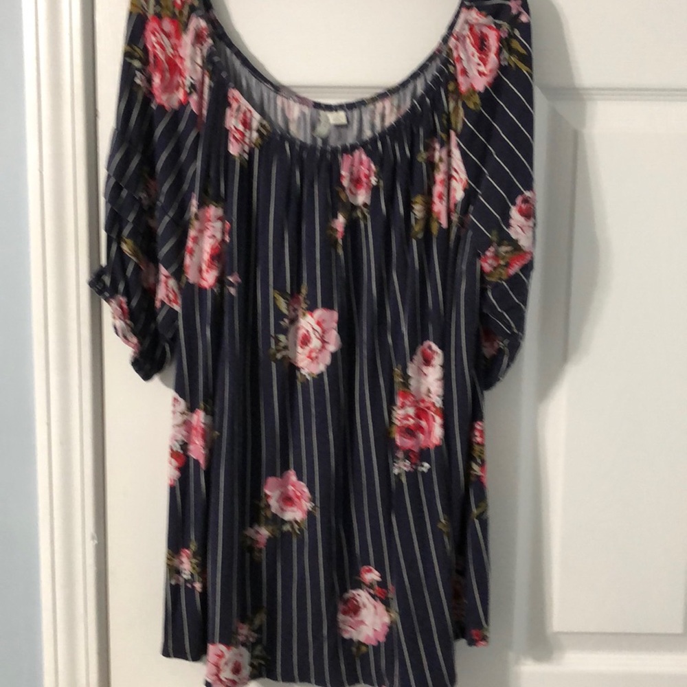Size large blue top with Floral design